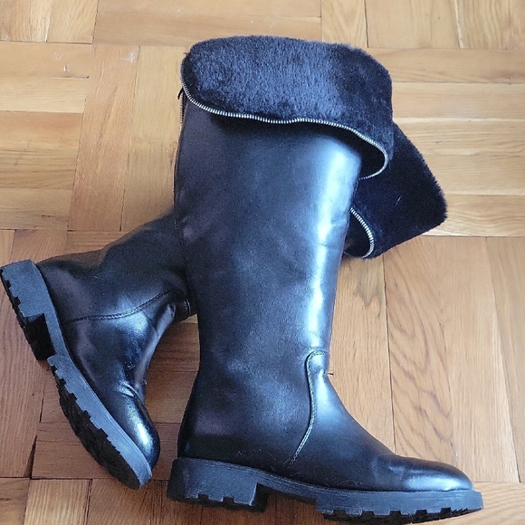 JustFab Black Fleece-Lined Winter Boots - Picture 6 of 9